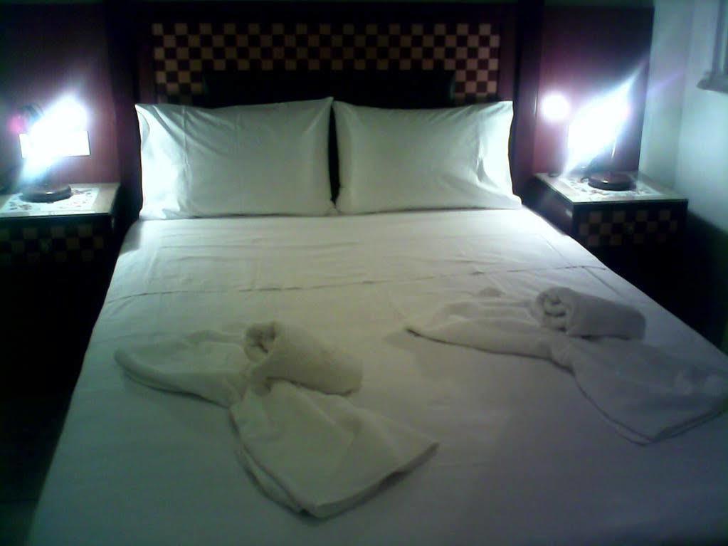 Parthenon Hotel Chora  Ngoại thất bức ảnh